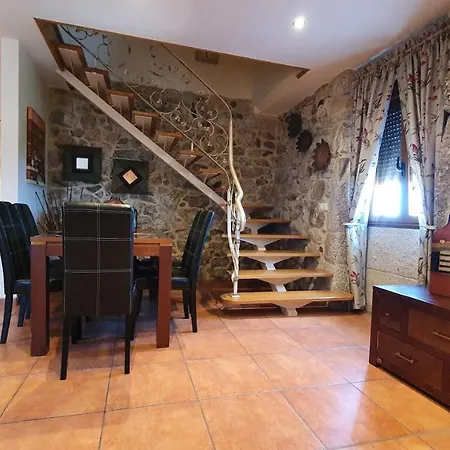 Casa Souto Con Vistas A La Ria Bueu